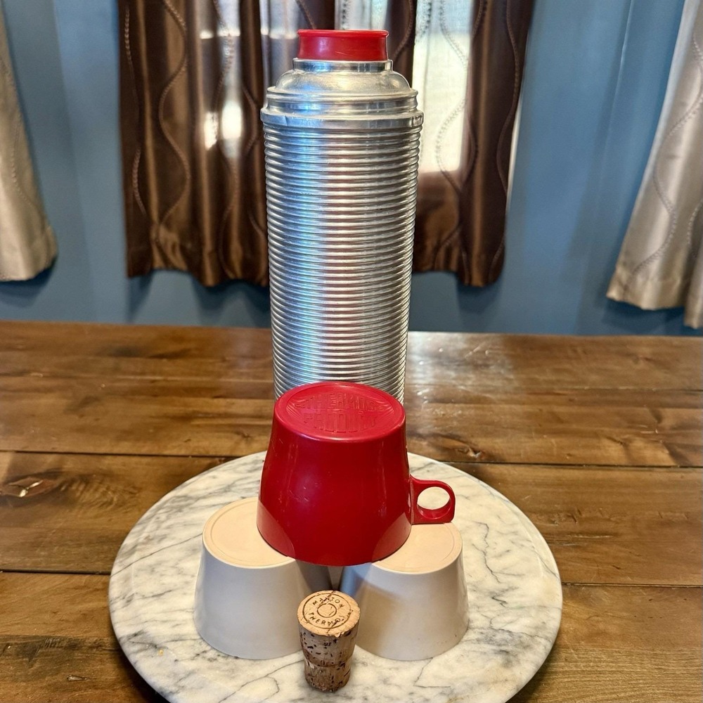 VTG 1960s 60s THERMOS‎ Aluminum Ribbed Red 2484 H Quart 3 Cups & Original Cork!